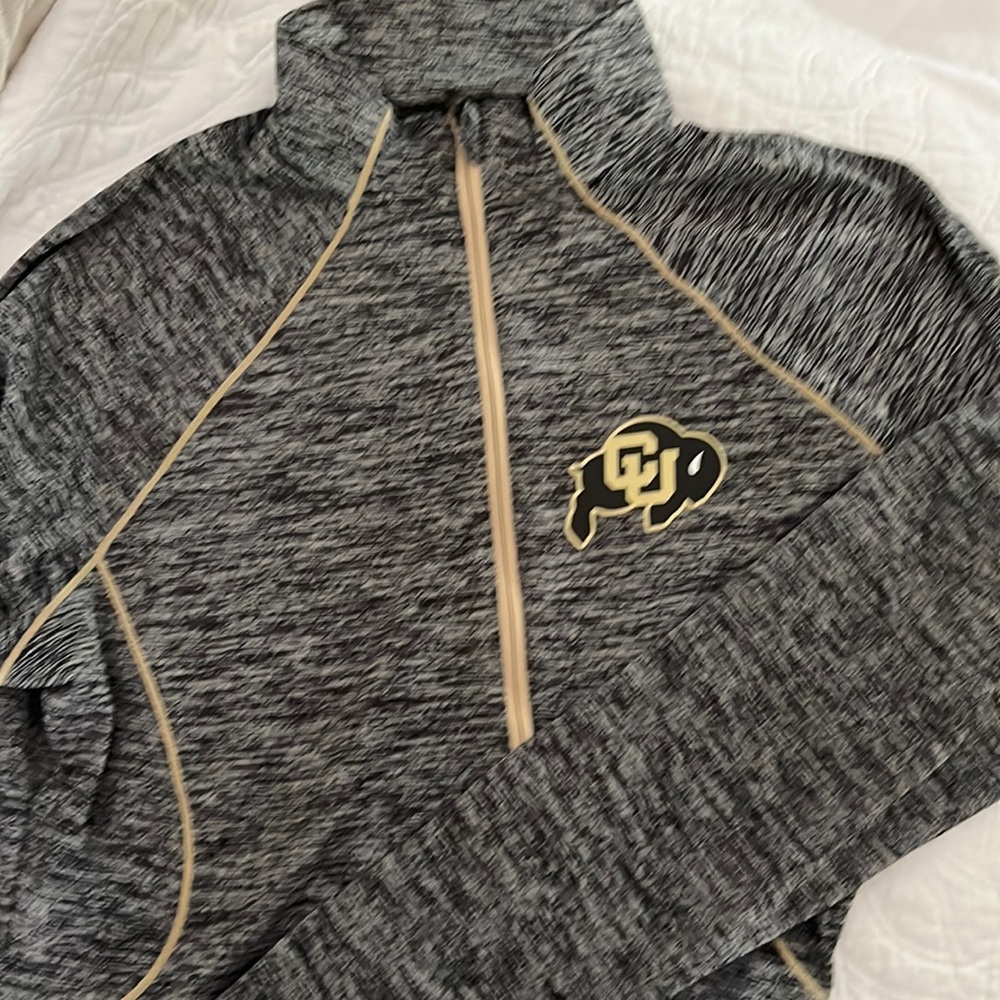 Women’s CU Under Armour zip up.